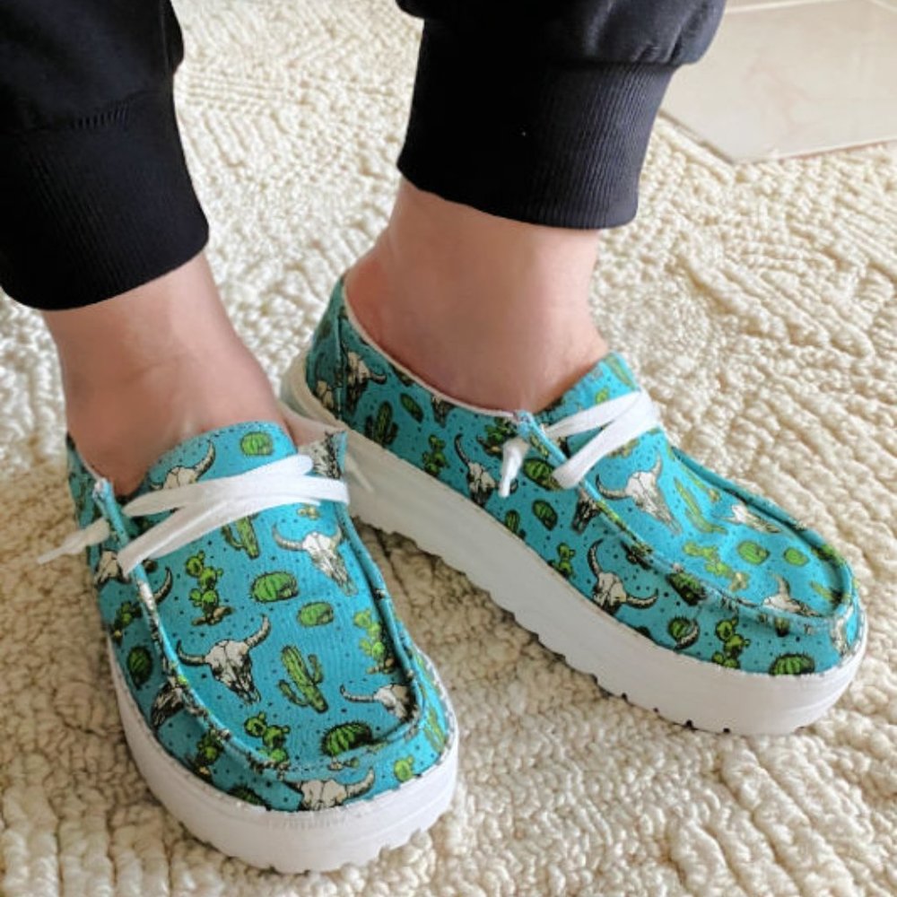 New Gypsy Jazz Elizabeth Slip On Sneaker in Turquoise - Picture 3 of 4